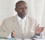 WANTS RESULTS: State Minister for Education  Dr Mathias Harebamungu addressing district leaders in the Western Province yesterday. (Photo: S. Nkurunziza)