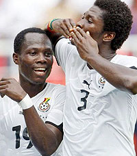 Gyan (R) scored Ghanau2019s goal to power the Black Stars into the final