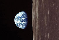 How the earth looks like from the moon.