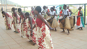 UNITY DANCE:  Dancers from Burundi, Rwanda, and the DRC performing at the closing ceremony of the theatre festival. (Photo/ E.Kwibuka)