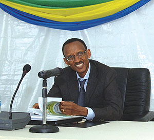 President Kagame addressing leaders during the annual  retreat. (Photo Urugwiro Village)