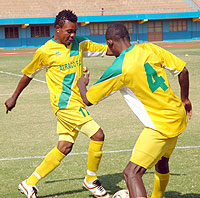 Atracou2019s Jean Lomami (L) was on target during the first leg. (File Photo)