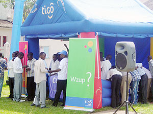 NUR students access TIGO services at the ongoing expo. (Photo: P. Ntambara)