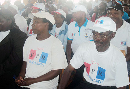RPF party members during the voting exercise in Musanze. (Photo: B. Mukombozi)
