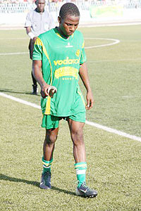 Mrisho Ngassa is on the verge of becoming an APR player. (Net photo)