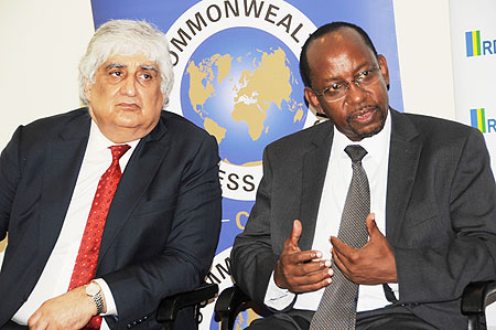 Director General Commonwealth Business Council  Mohan Koul (L) and RDBu2019s  John Gara at a press conference on  Monday  (Photo / J Mbanda)