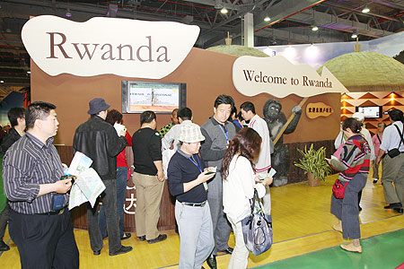Visitors streaming into Rwandau2019s pavilion during ongoing Shanghai World Expo