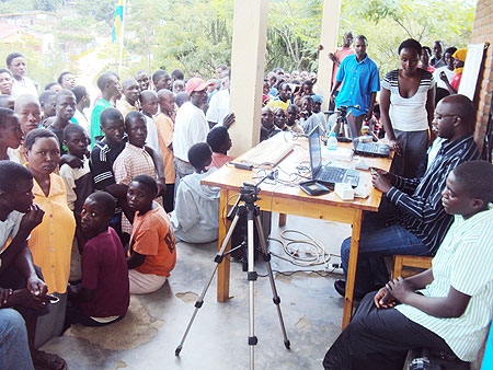 Many residents turned up on the final day to verify their names on voteru2019s registers. (Photo S. Nkurunziza)