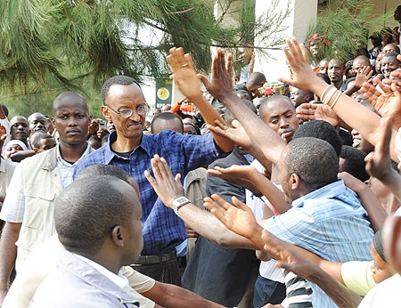 Excited crowds swarm President Kagame during his tour of the Central Business District in Kigali yesterday (Photo J. Mbanda)