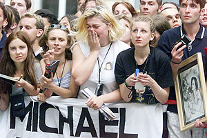 Michael Jacksonu2019s fans.