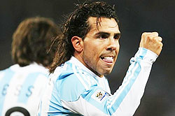 Carlos Tevez was in imperious form as he scored a brace to give Argentina a 3-1 win over Mexico and a place in the quarter-finals of the 2010 Fifa World Cup