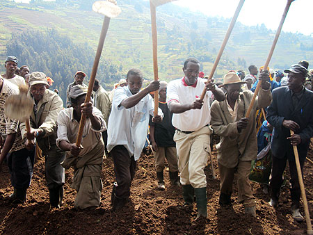 Deputy Speaker Dr Jean Damascene Ntawukuriryayo participate in community work in Karago of Nyabihu. (Photo R Mugabe)