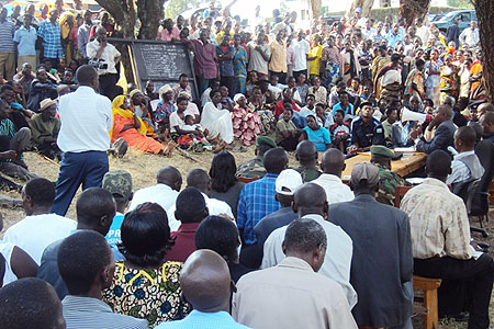 Thousands of Karama residents turned up to celebrate Kagame's successful pledges. (Photo; D Ngabonziza)