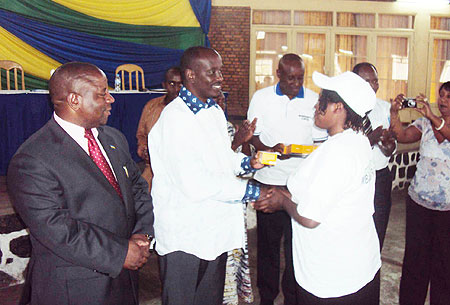 Governor Aime Bosenibamwe and Dr Richard Sezibera during the ceremony (Photo; B Mukombozi)