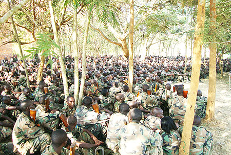RDF soldiers listening to election officials (Photo: S. Rwembeho)