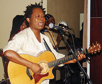 Lokua Kanza was the guest performer at the event.Rwanda 