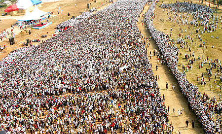  Over one hundred thousand people attended President Kagameu2019s campaign rally in Nyanza (Photo C. Gakuba)