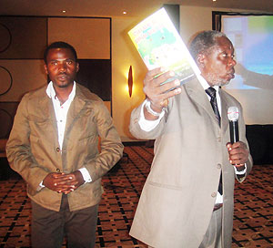 Kalisa Rugano (holding a book), a legendary cultural artist praised Bamporiki. (Photos by E. Mutara)