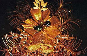 PL Presidential candidate Prosper Higiro (with cap) on arrival at the campaign ground in Tare Sector, Nyamagabe district.