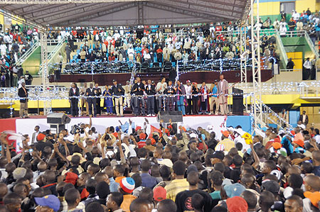 (Photos by F. Goodman)