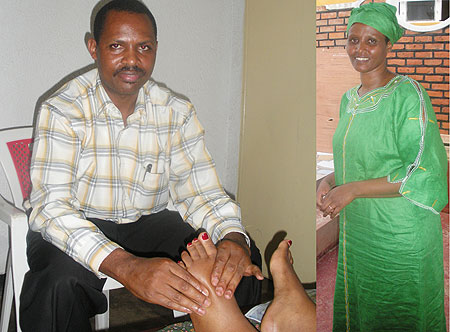 Decently dressed girls ( Sasha and Malia Obama)