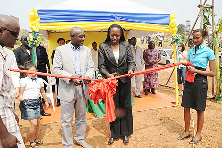 Kigali City Mayor Aisa Kirabo and Hatari Sekoko of Down Town Project during a ground breaking ceremony on wednesday (Photo J Mbanda)