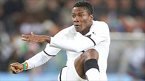 Sunderland break their transfer record to sign Ghana striker Asamoah Gyan from Rennes. (Net photo)