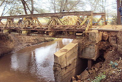 The bridge that connects Nyagatare town with Tabagwe and Rwempasha sectors is on the verge of collapse.(Photo. D. Ngabonziza)