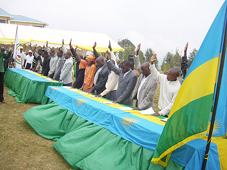 District employees swear in on Wednesday. (Photo: A.Gahene)