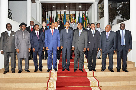 The African leaders during the MDGs Consultative Forum at Urugwiro Village, yesterday (Photo Urugwiro Village)