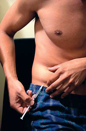 The insulin injection is one remedy for diabetics.(Net Photo)