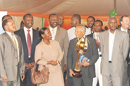 The Minister of Trade, Monique Nsazabaganwa in a group photo with JC Alles of SORWATHE, 