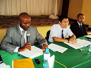 Jusuf Mugiraneza, Executive Secretary of the Eastern Province (R) during the meeting with JICA officials (Photo; S. Rwembeho)