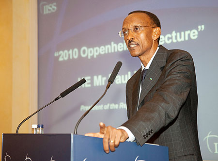  President Kagame giving  his lecture at the IISS yesterday (Photo Urugwiro Village)