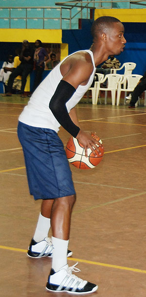 Junior hoops shooting guard Lionel Hakizimana during a recent training session. (Photo. E. Niyoshuti)