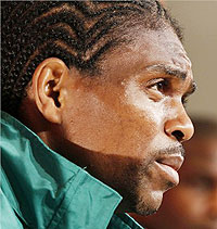 The ban has not gone down well with Kanu, one of Nigeria's greatest players. (Net photo)