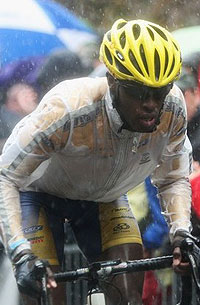 Niyonshuti failed to finish the race in Delhi.