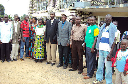 Some of the local leaders pose for a group photo. They recommitted to kick malaria out of Rwanda. (Photo: D. Sabiiti)