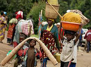 Rwandan refugees returning from Congo