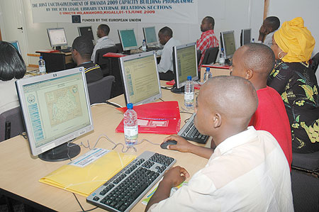Internet costs are expected to drop as competetion in the data segment intensfies. (File photo)