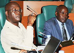 Senators Seth Kamanzi (L) and Jose Kagabo in senate yesterday (Photo J Mbanda).