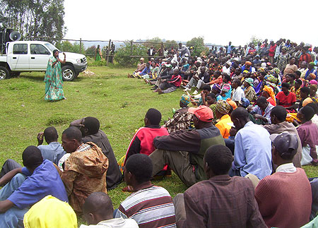 Dancila Mukarugina campaigning at Kageyo Sector on Friday.(Photo by A.Gahene)