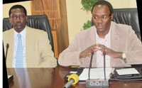 Kigali City Mayor Fidel Ndayisaba and  Bank of Kigali boss  Gatera at the Press conference. (Photo J Mbanda)