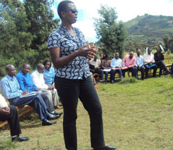 RALGA's Chantal Rwakazina talking to the District health officers at the start of the study tour yesterday (photo S Nkurunziza)