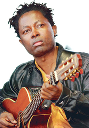 Lokua Kanza. (Net photo)