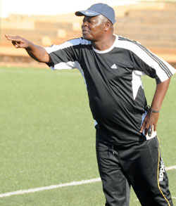 Etincelles coach Abdul Bizimana