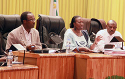 (L-R) Kigali City Mayor Fidel Ndayisaba, Hon. Constance Rwaka Mukayuhi and Hon Abbas Mukama in Parliament yesterday (Photo T.Kisambira).