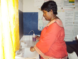 The Minister of Health Dr. Agnes Binangwaho at Murara Health Center (Photo; A. Ngarambe)