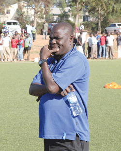 DIFFICULT TIME: Tetteh looked on helplessly as his wasps were gunned down by Burundi yesterday. (T. Kisambira)