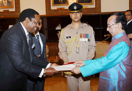 Williams Nkurunziza presents his letter of credence to the Bangladeshi President, Zillur Rahman (Courtesy Photo)